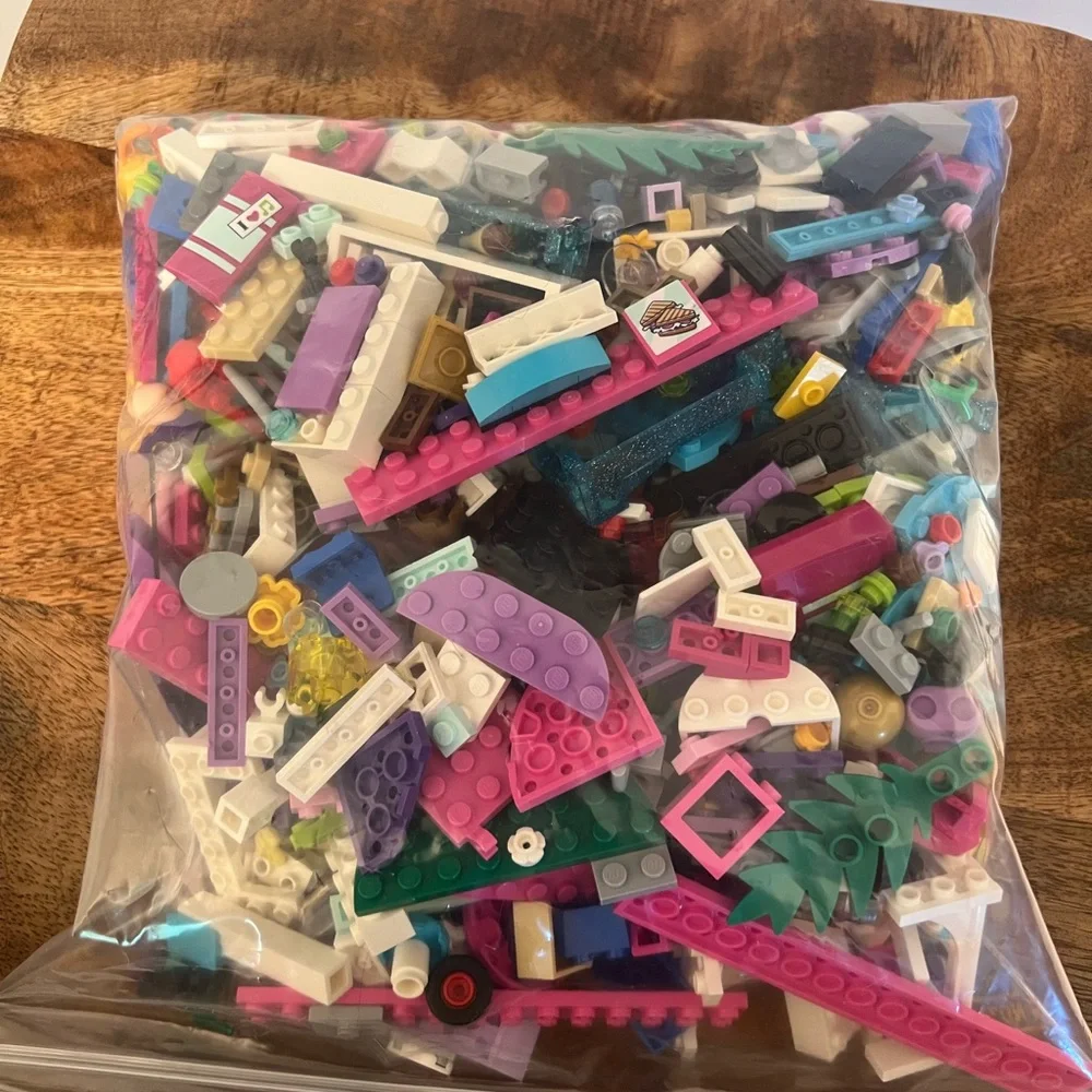 - Lego friends frozen loose pieces